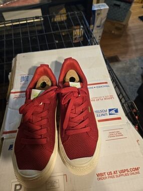 Kids Red Low-Top Athletic Sneakers